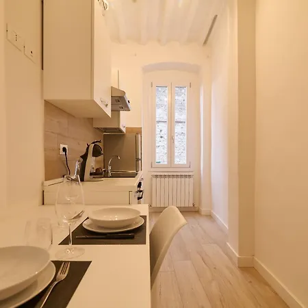 Cozy & Quiet Flat - Nel Cuore Di Apartment